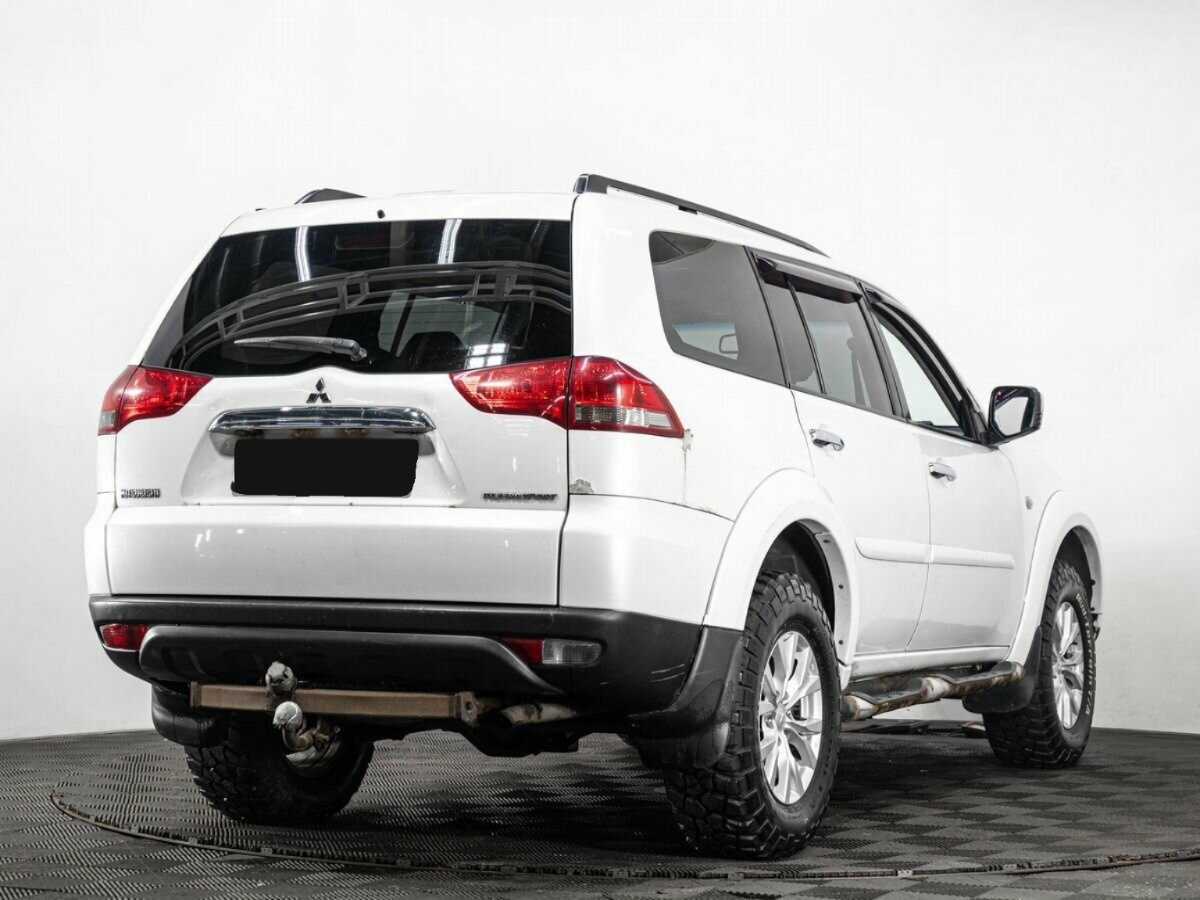 Mitsubishi Pajero Sport 2014 года с пробегом. Фото: #3