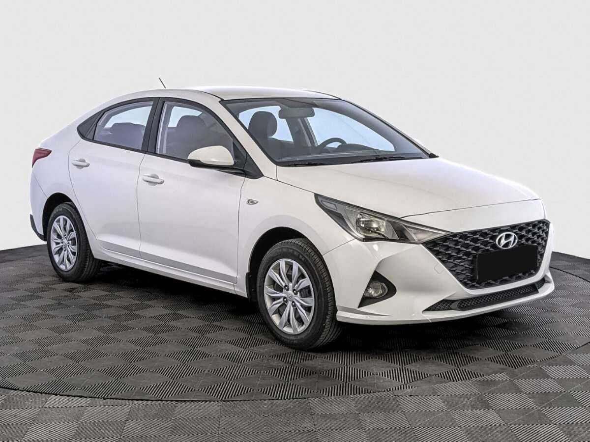 Hyundai Solaris 2022 года с пробегом. Фото: #2