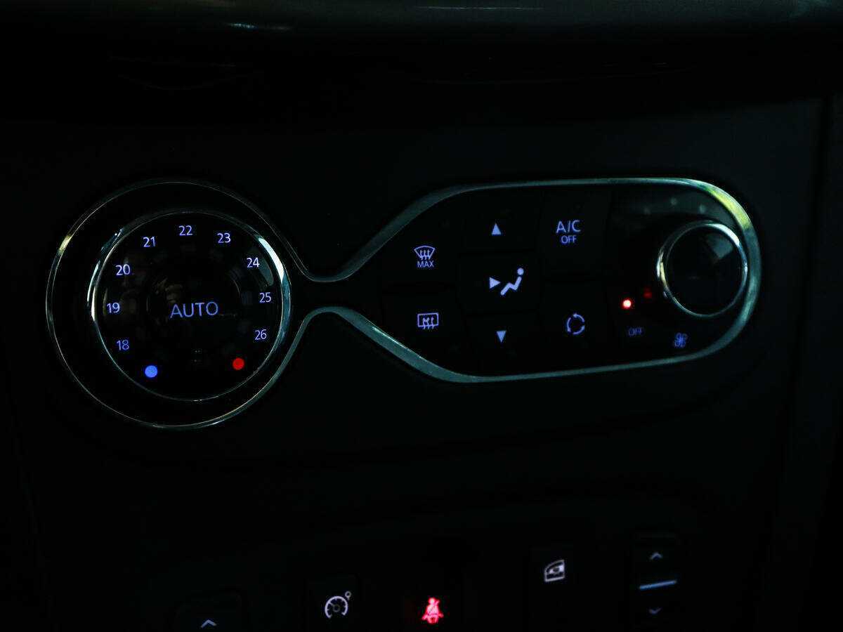 Renault Sandero 2016 года с пробегом. Фото: #14