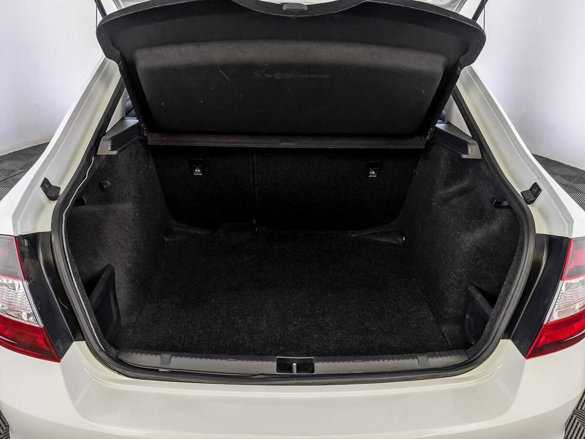 Skoda Rapid 2019 года с пробегом. Фото: #9