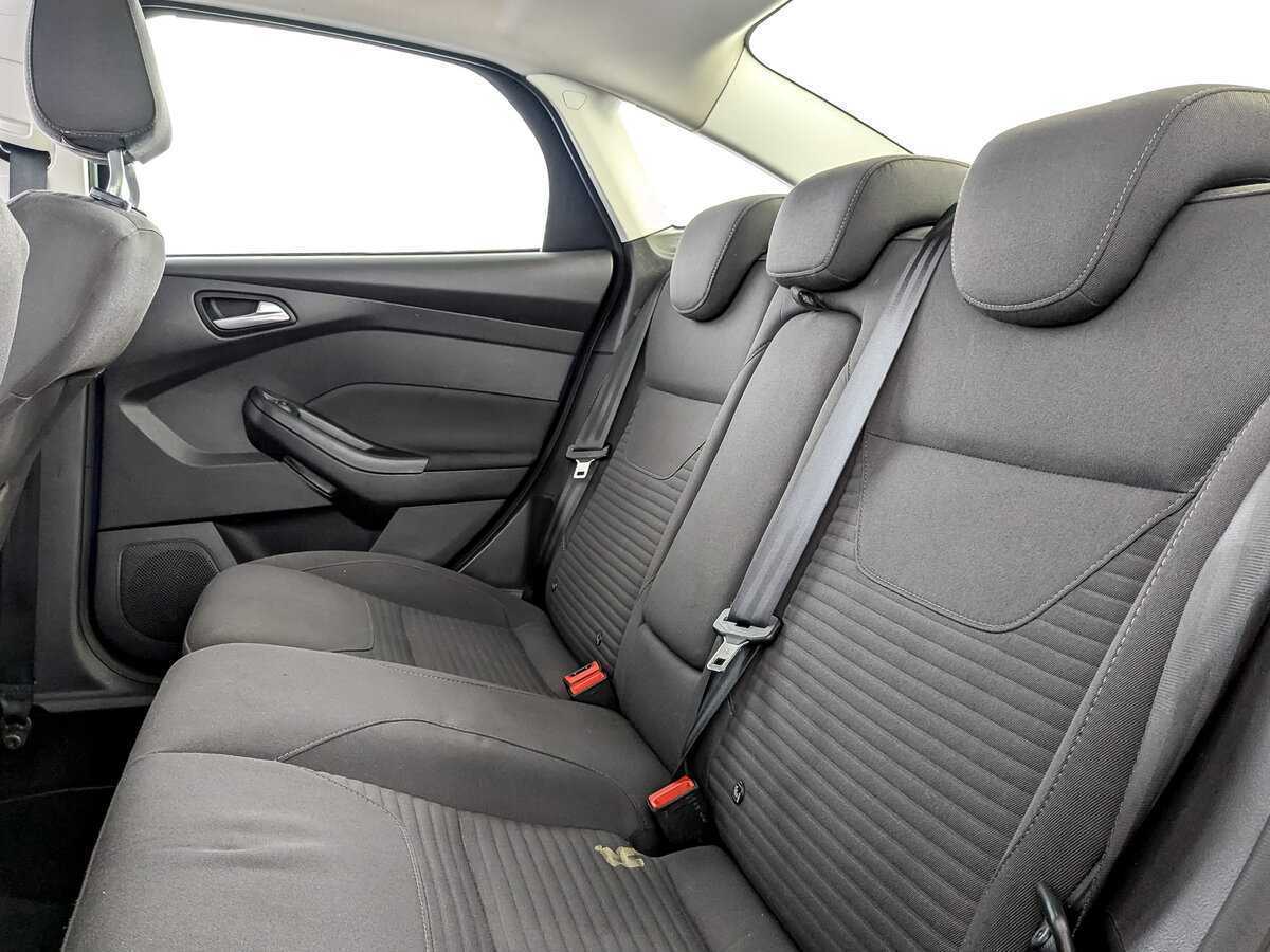 Ford Focus 2017 года с пробегом. Фото: #9