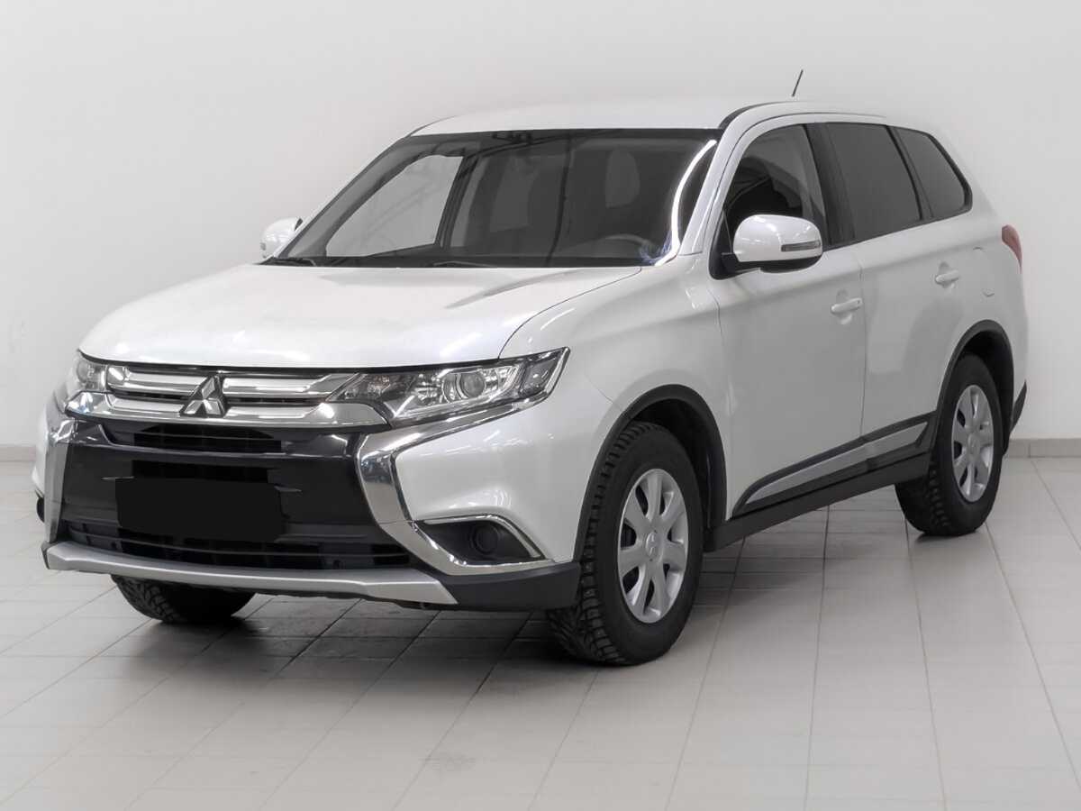 Mitsubishi Outlander 2015 года с пробегом. Фото: #0