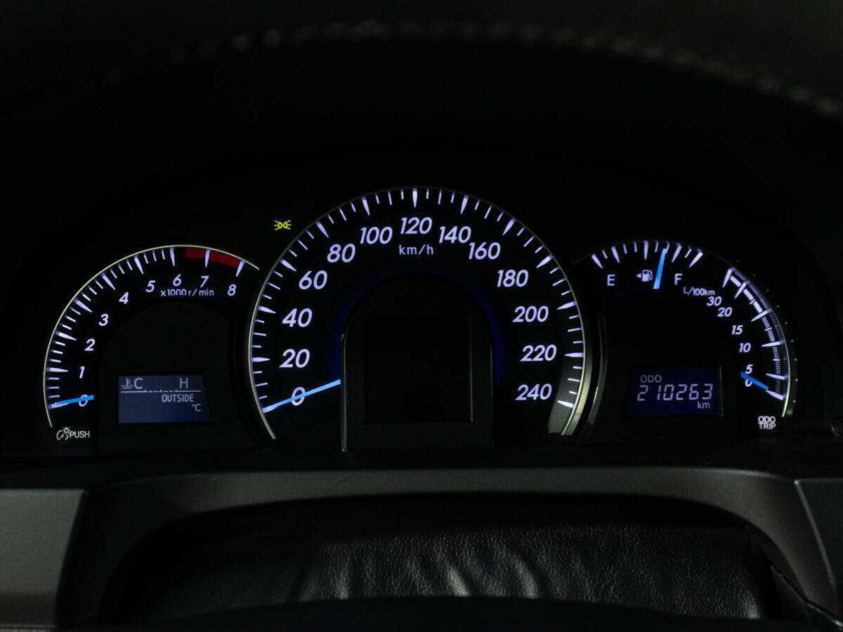 Toyota Camry 2012 года с пробегом. Фото: #11