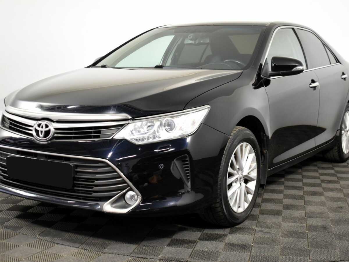 Toyota Camry 2015 года с пробегом. Посмотреть фото