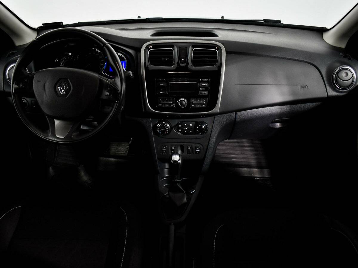 Renault Sandero 2016 года с пробегом. Фото: #13