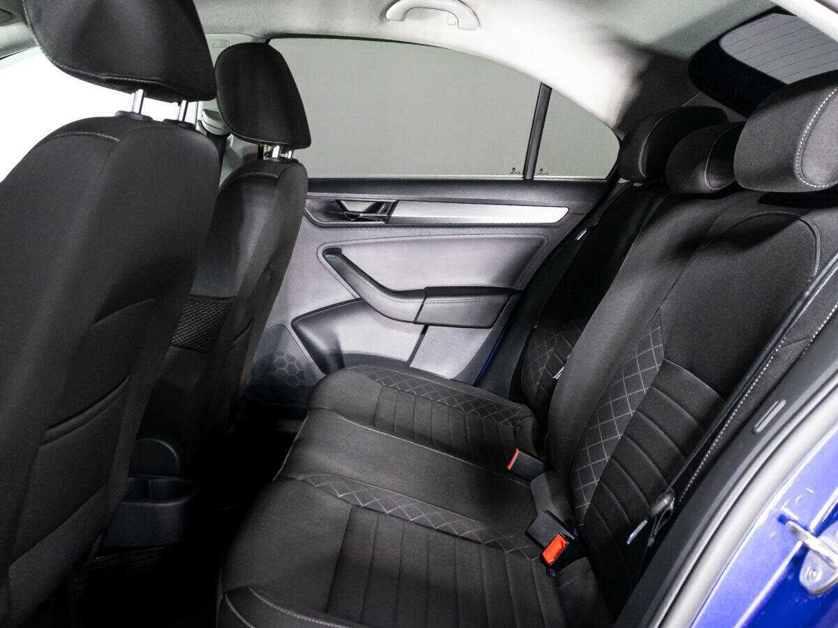 Skoda Rapid 2017 года с пробегом. Фото: #9