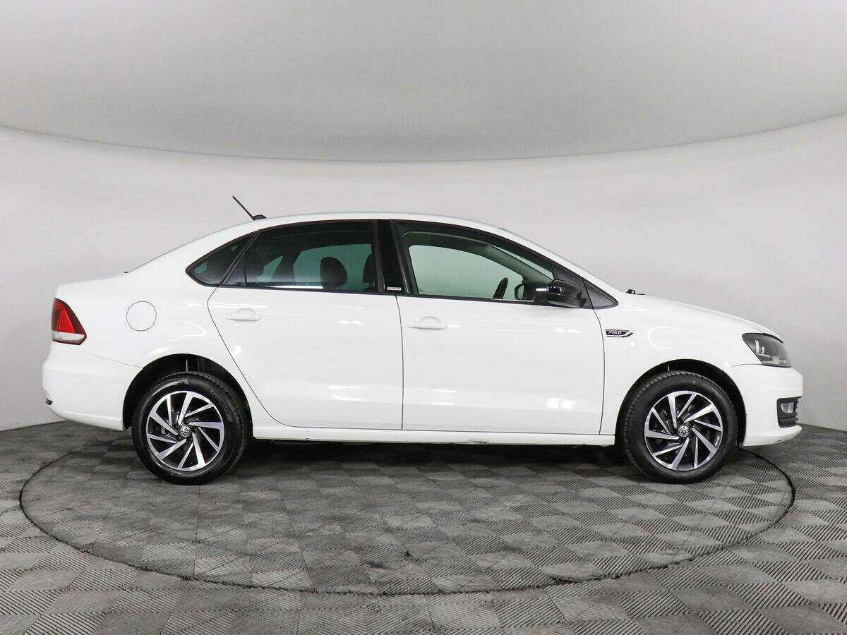 Volkswagen Polo 2017 года с пробегом. Фото: #3