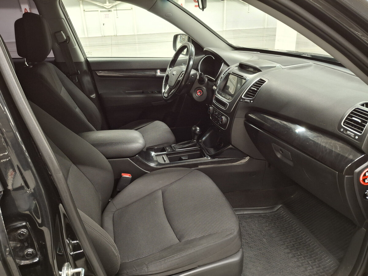 Kia Sorento 2017 года с пробегом. Фото: #10