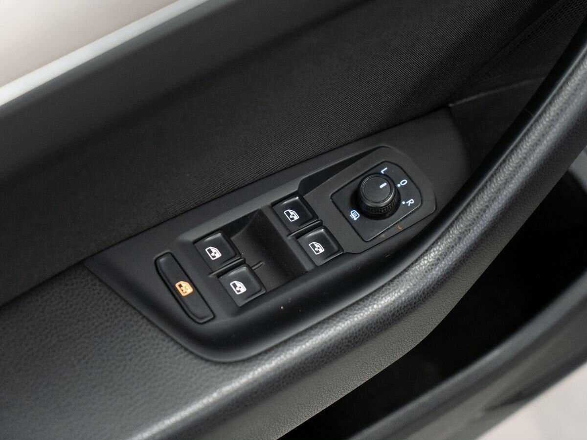 Volkswagen Passat 2017 года с пробегом. Фото: #14