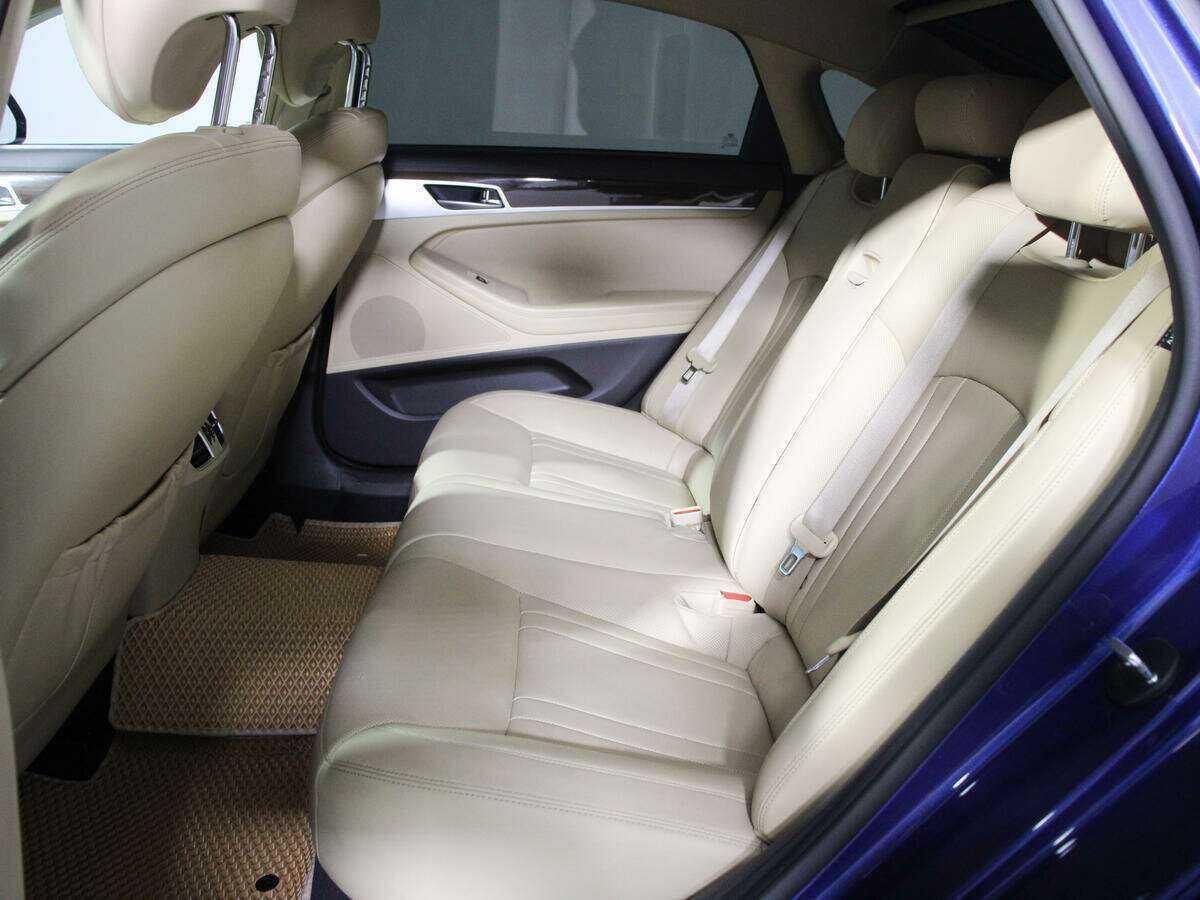 Hyundai Genesis 2015 года с пробегом. Фото: #7