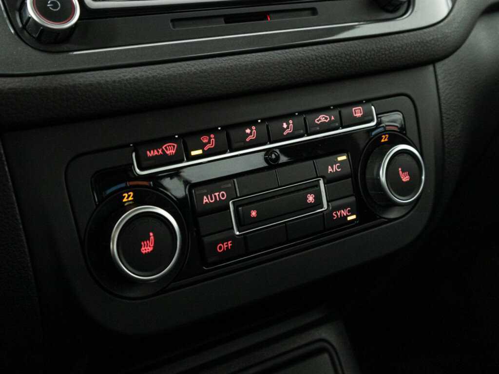 Volkswagen Tiguan 2015 года с пробегом. Фото: #14