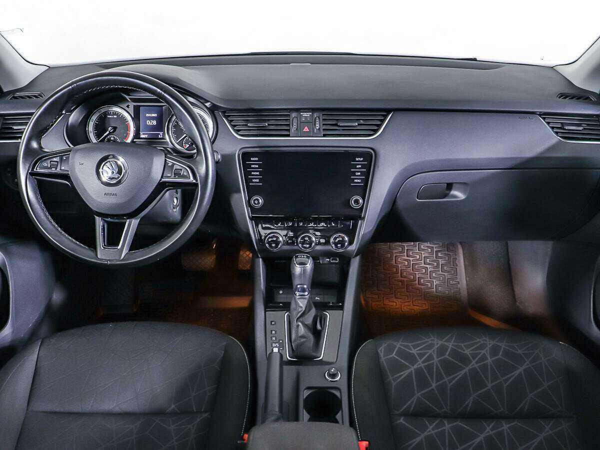 Skoda Octavia 2020 года с пробегом. Фото: #9