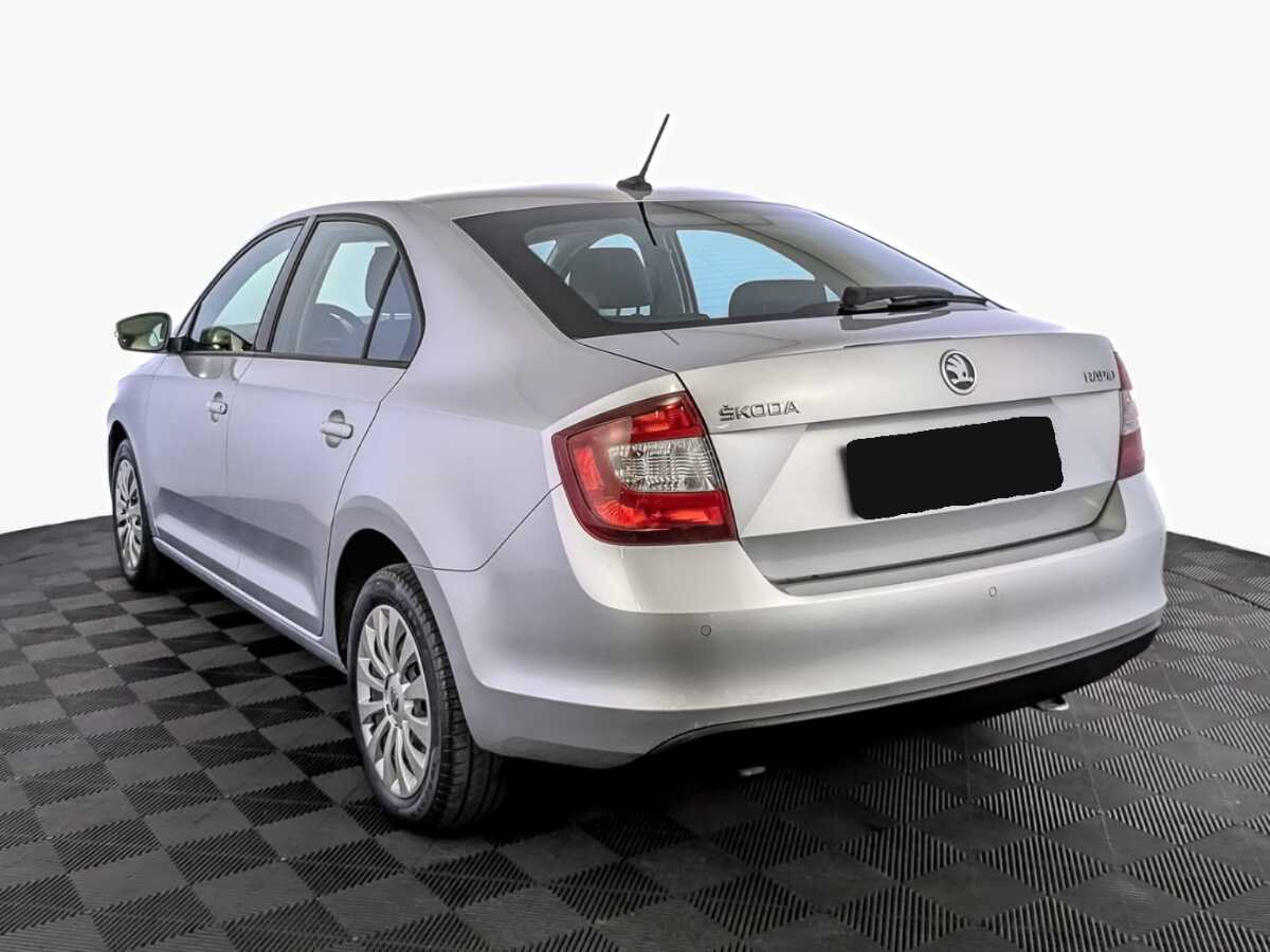 Skoda Rapid 2018 года с пробегом. Фото: #6