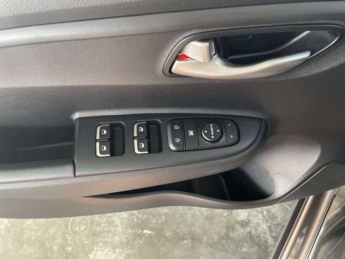 Kia Rio 2022 года с пробегом. Фото: #19