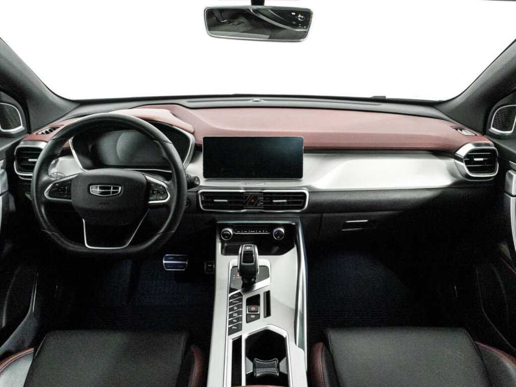 Geely Coolray 2022 года с пробегом. Фото: #12