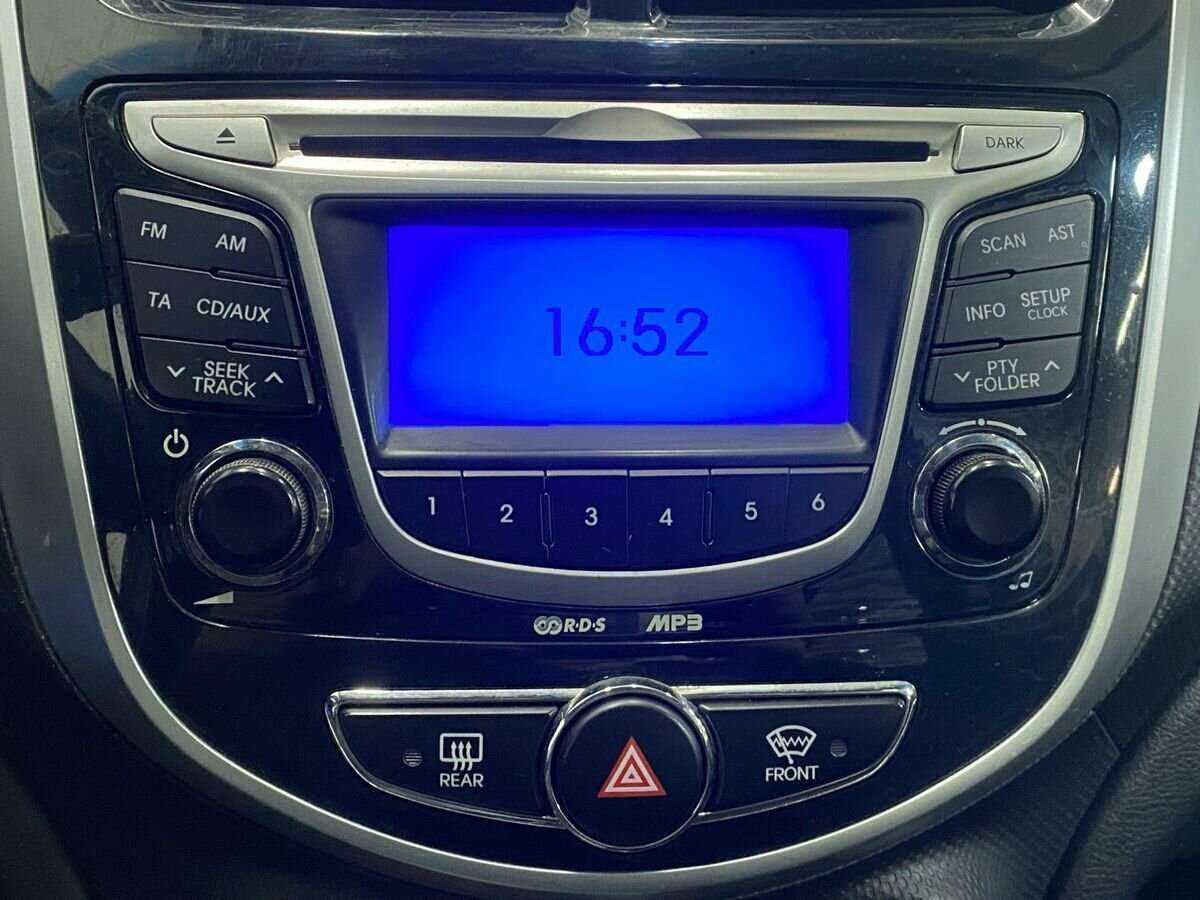 Hyundai Solaris 2012 года с пробегом. Фото: #13