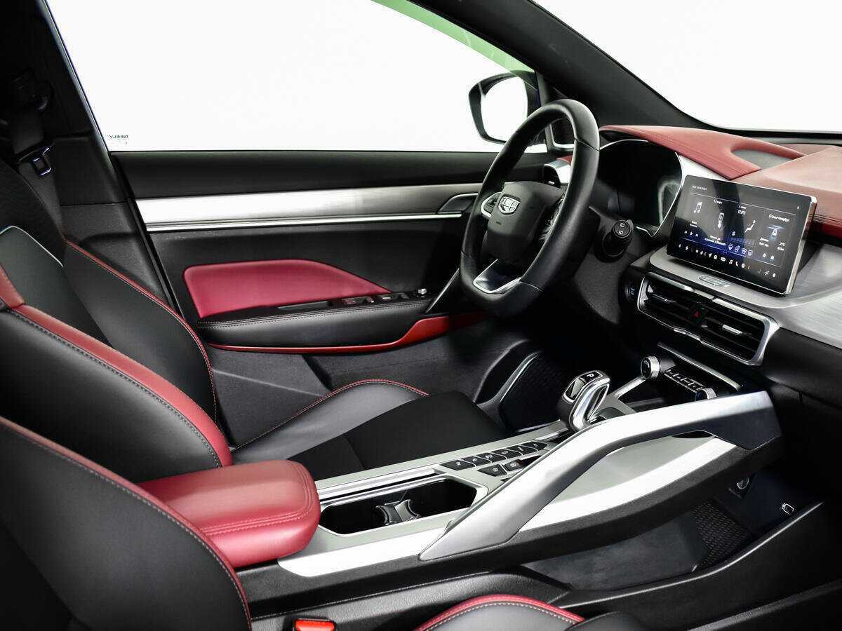 Geely Coolray 2022 года с пробегом. Фото: #6