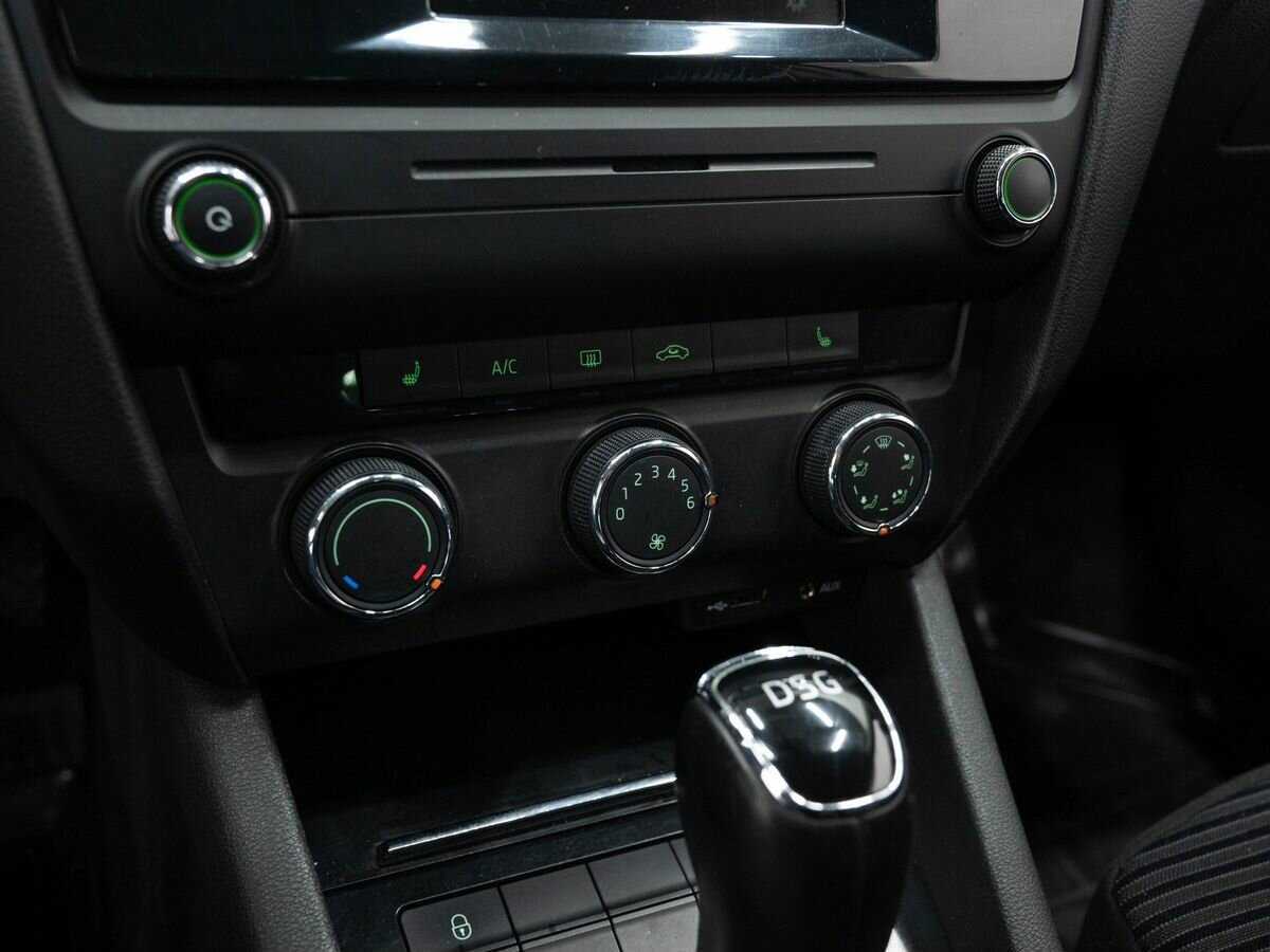 Skoda Octavia 2015 года с пробегом. Фото: #14