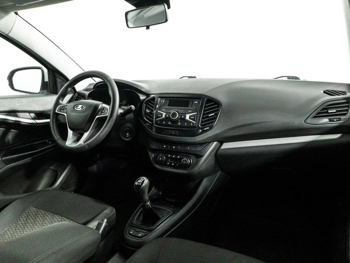 Lada (ВАЗ) Vesta 2019 года с пробегом. Фото: #8