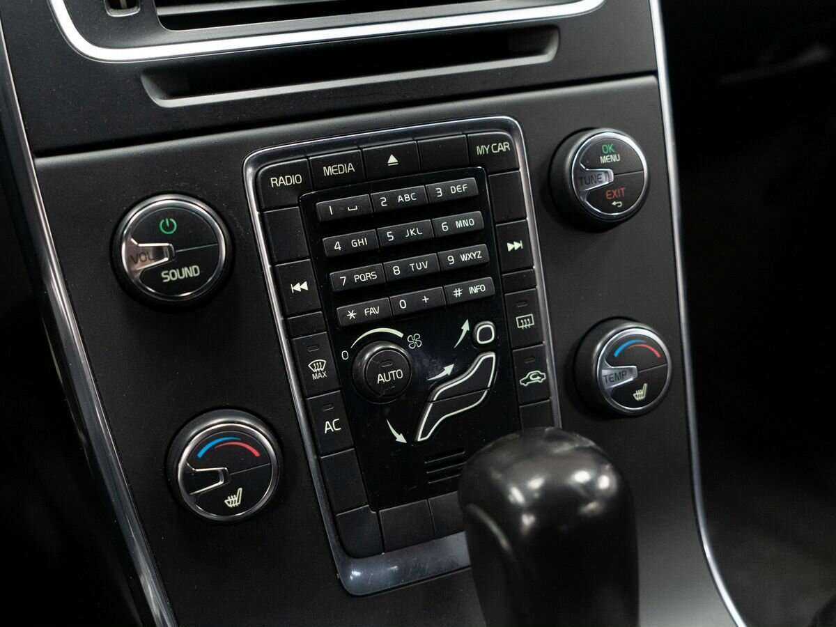 Volvo S60 2012 года с пробегом. Фото: #9