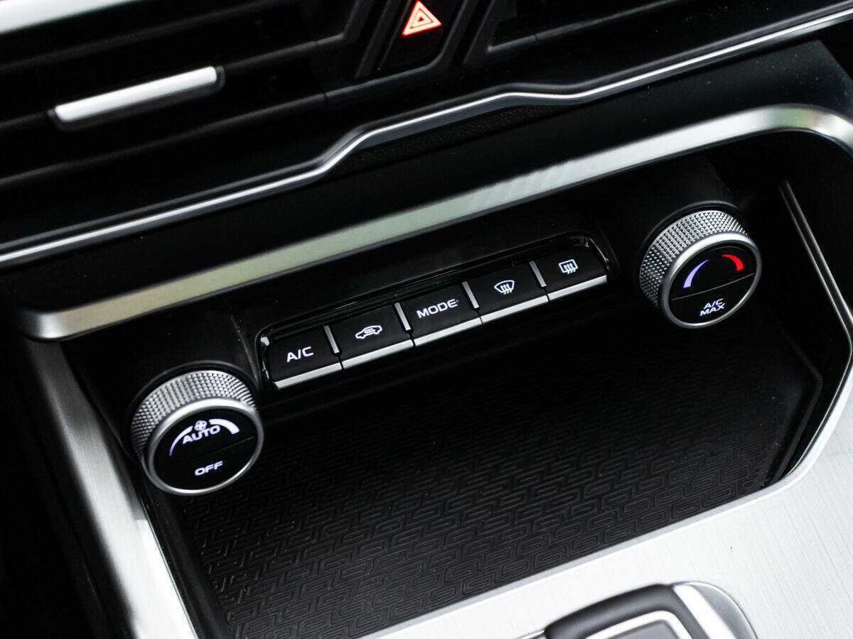 Geely Coolray 2022 года с пробегом. Фото: #20