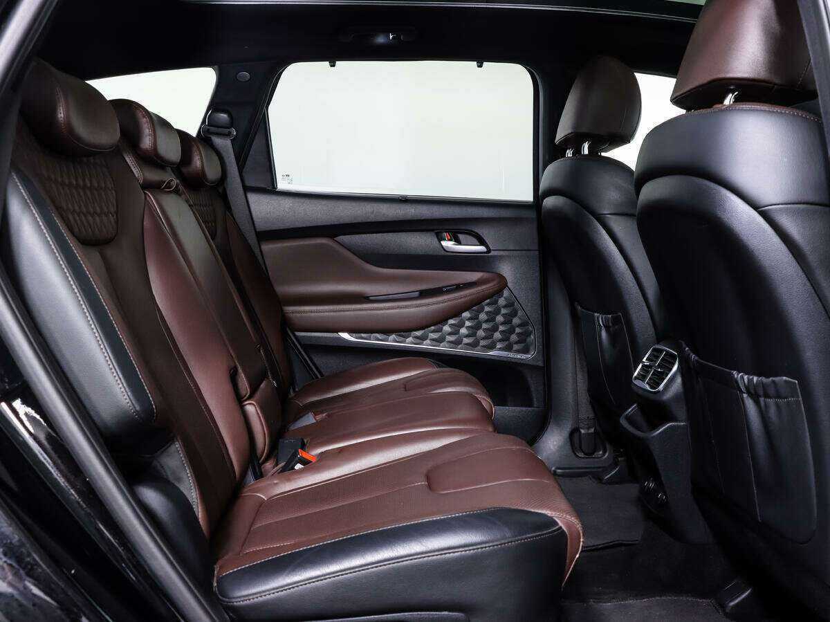 Hyundai Santa Fe 2018 года с пробегом. Фото: #10