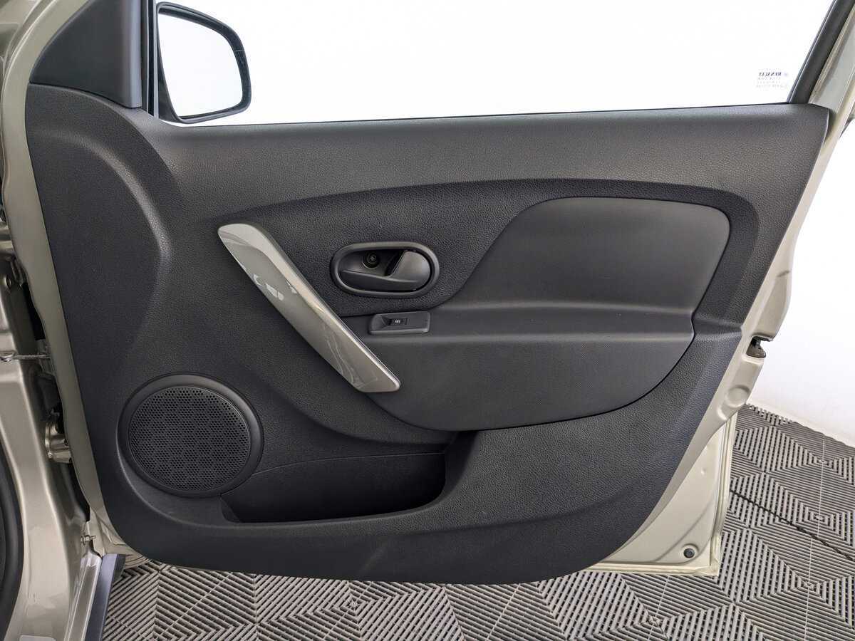 Renault Sandero 2021 года с пробегом. Фото: #22