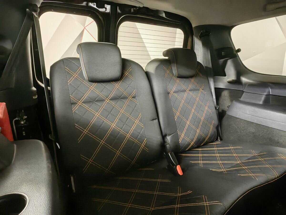 Lada (ВАЗ) Largus 2015 года с пробегом. Фото: #15