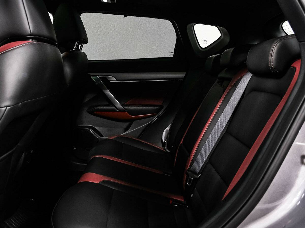 Geely Coolray 2022 года с пробегом. Фото: #11