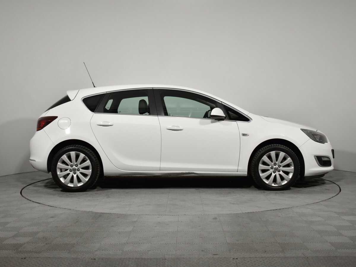 Opel Astra 2014 года с пробегом. Фото: #4