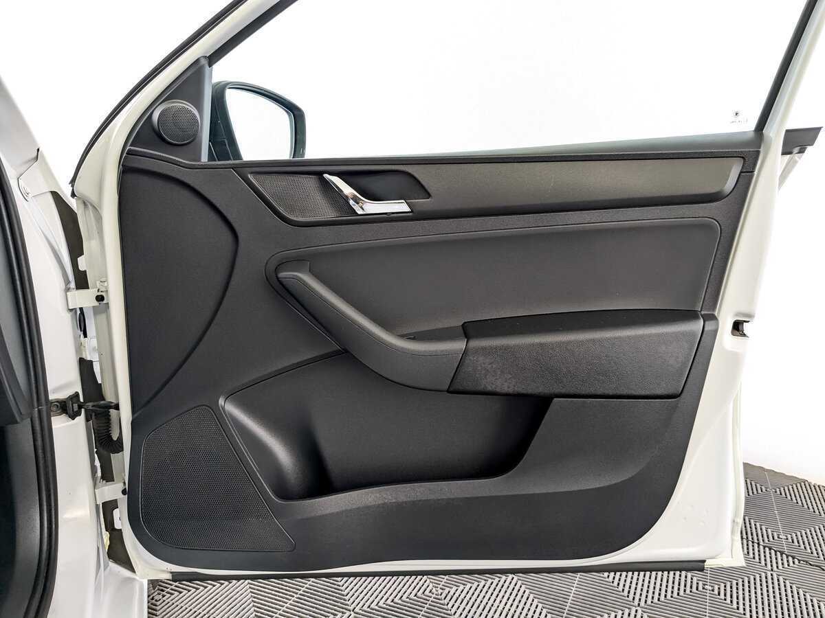 Skoda Rapid 2017 года с пробегом. Фото: #23