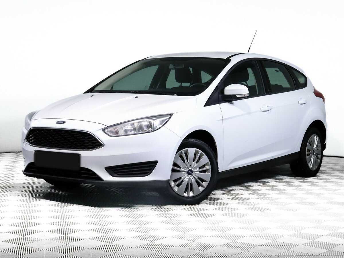 Ford Focus 2015 года с пробегом. Посмотреть фото