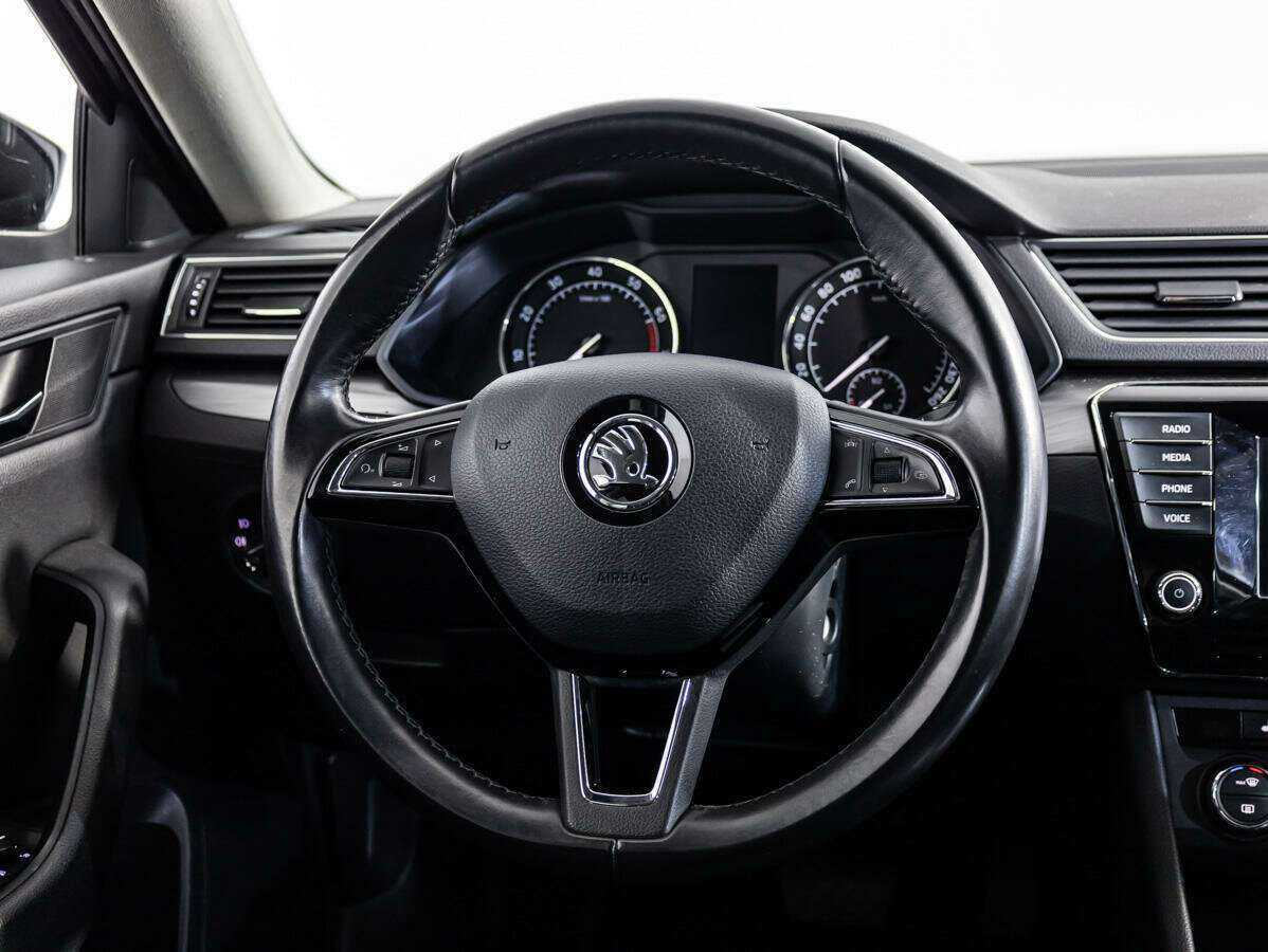 Skoda Superb 2016 года с пробегом. Фото: #9