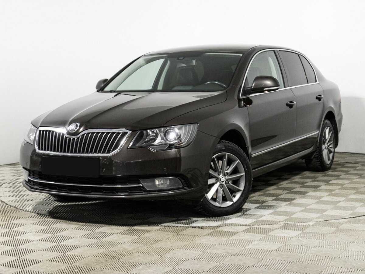 Skoda Superb 2014 года с пробегом. Фото: #0