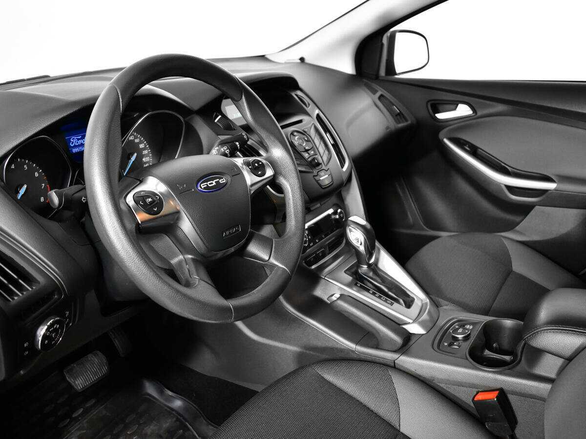 Ford Focus 2014 года с пробегом. Фото: #12