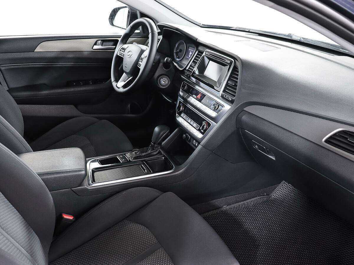 Hyundai Sonata 2018 года с пробегом. Фото: #8
