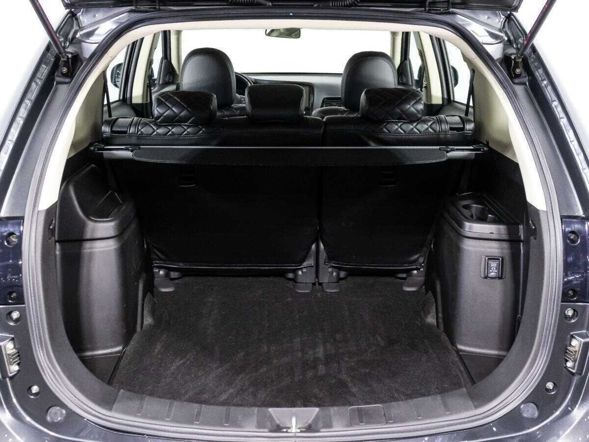 Mitsubishi Outlander 2021 года с пробегом. Фото: #11