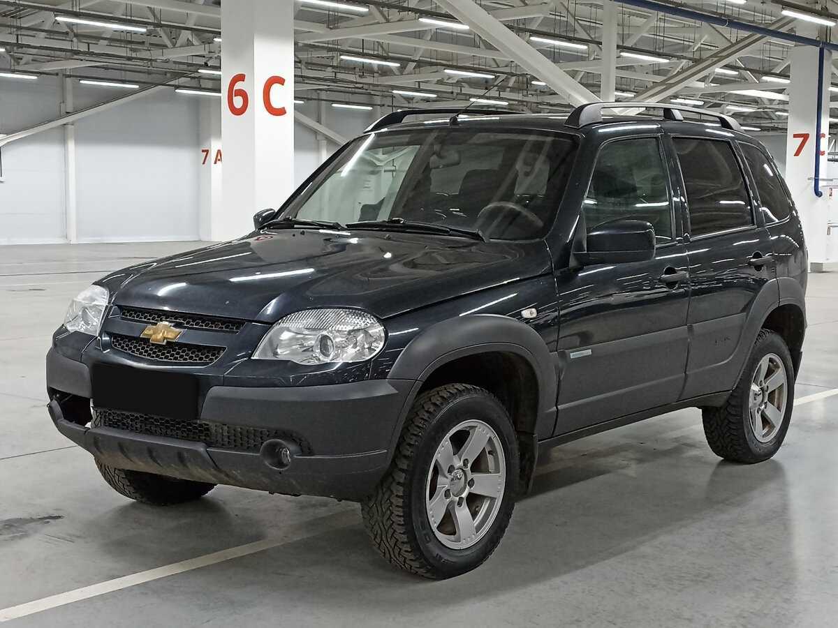 Chevrolet Niva 2015 года с пробегом. Посмотреть фото