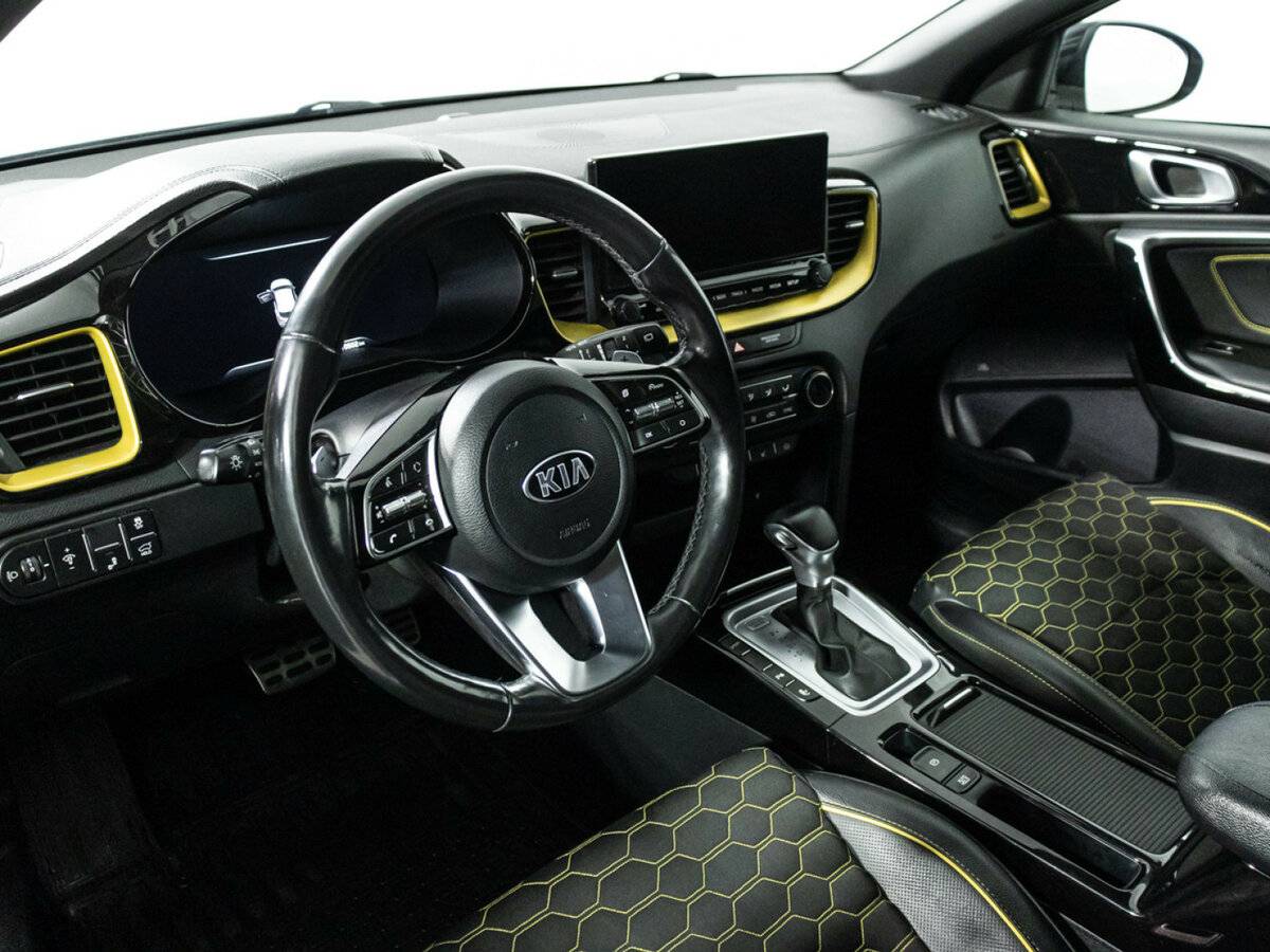 Kia XCeed 2020 года с пробегом. Фото: #10