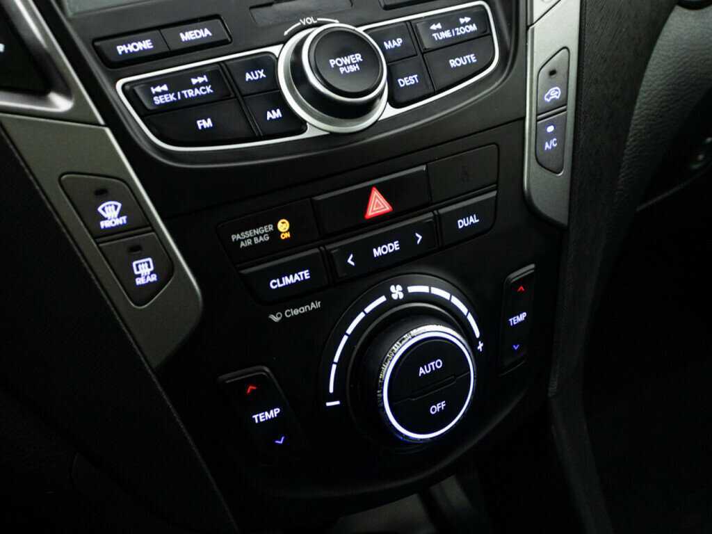 Hyundai Santa Fe 2013 года с пробегом. Фото: #15