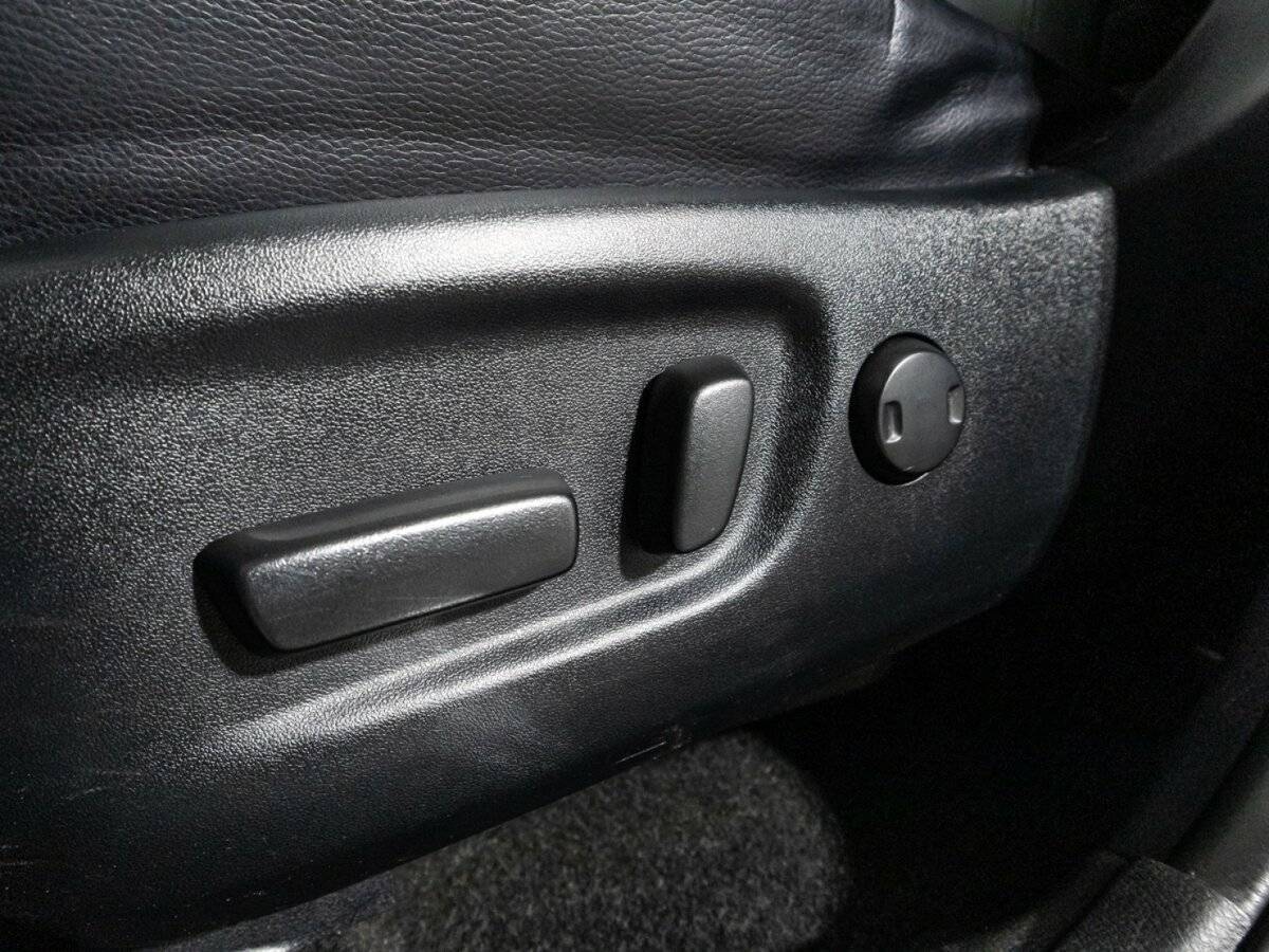 Toyota RAV4 2018 года с пробегом. Фото: #16