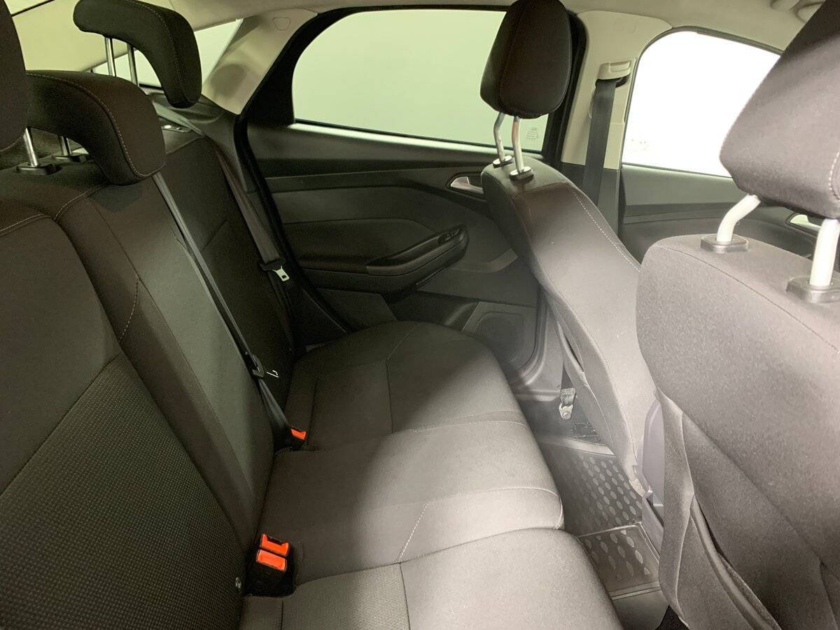 Ford Focus 2017 года с пробегом. Фото: #16