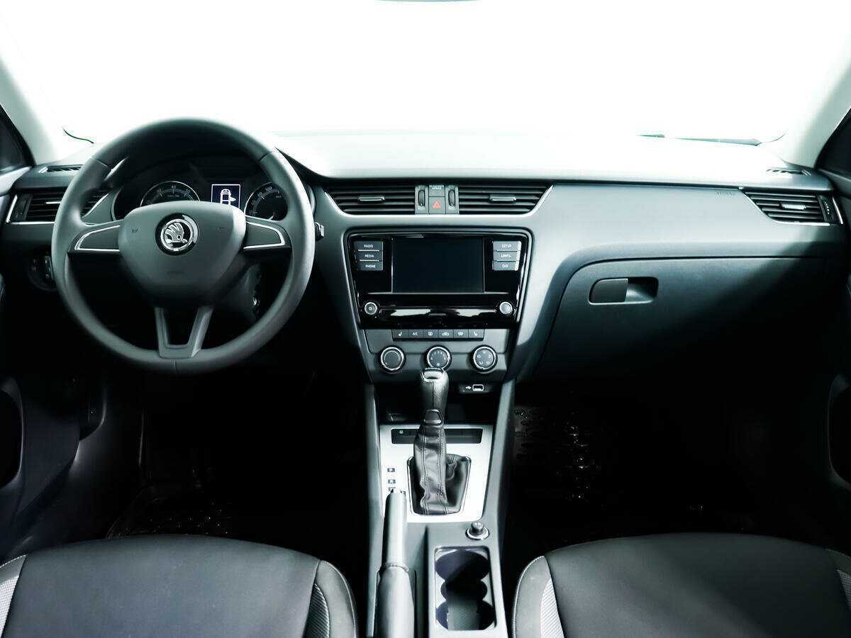 Skoda Octavia 2018 года с пробегом. Фото: #9