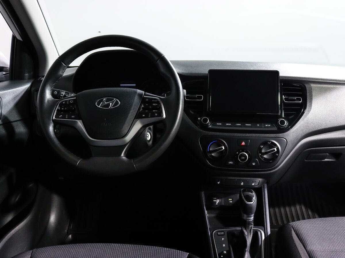 Hyundai Solaris 2022 года с пробегом. Фото: #9