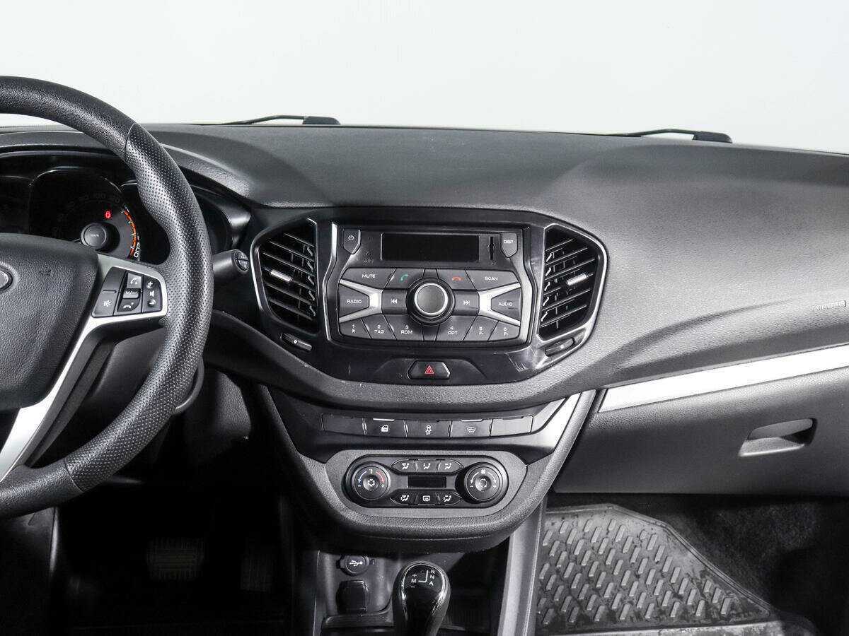 Lada (ВАЗ) Vesta 2019 года с пробегом. Фото: #10