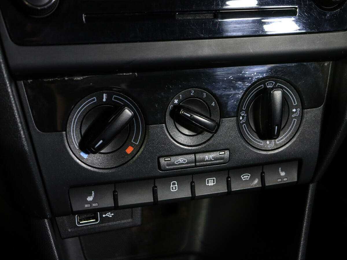 Skoda Rapid 2019 года с пробегом. Фото: #13