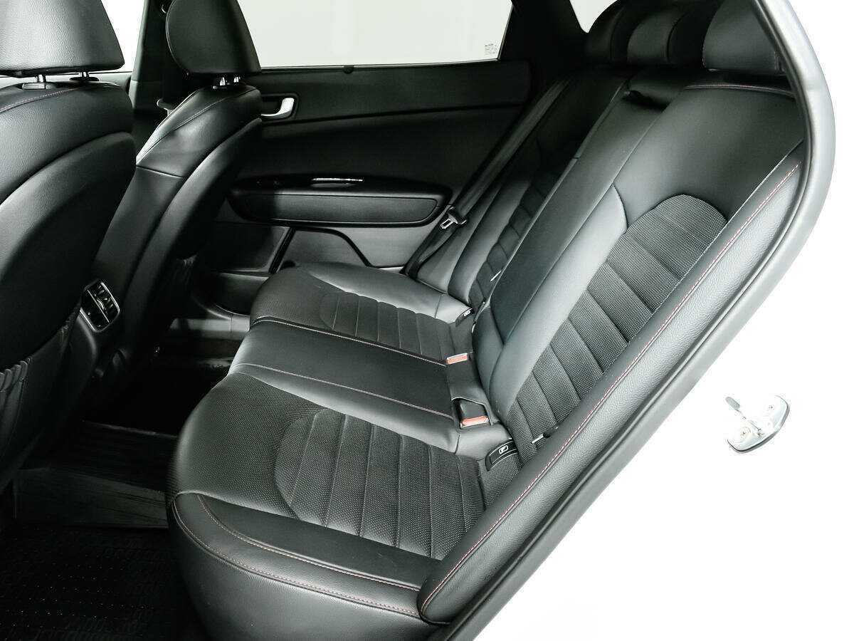 Kia Optima 2018 года с пробегом. Фото: #11