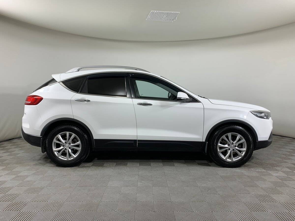 FAW Besturn X80 2018 года с пробегом. Фото: #3