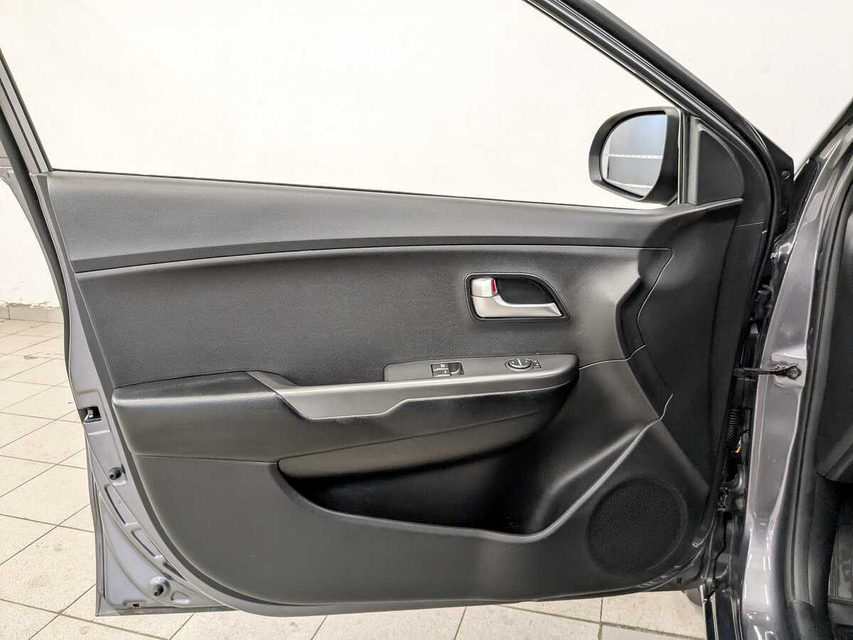 Kia Rio 2015 года с пробегом. Фото: #16