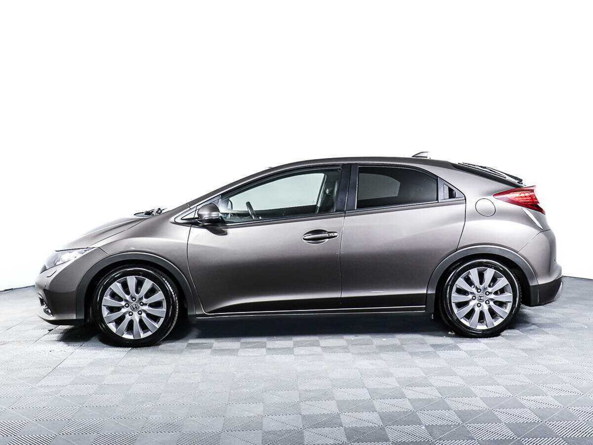 Honda Civic 2013 года с пробегом. Фото: #7